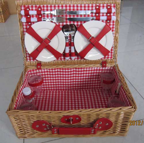 Picnic basket 10