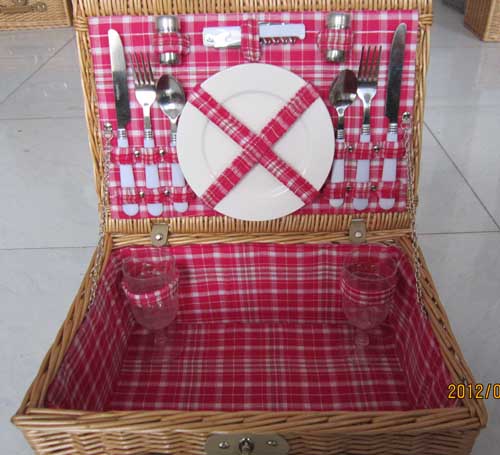 Picnic basket  25