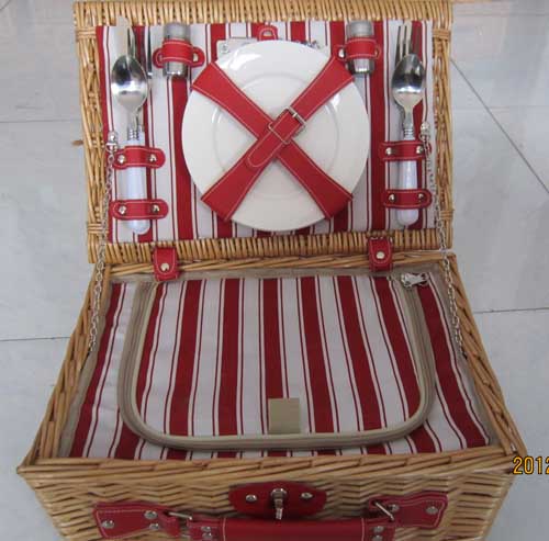 Picnic basket  26