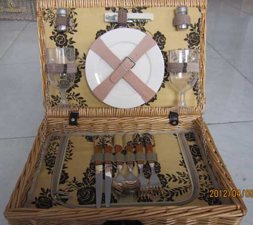 Picnic basket  38