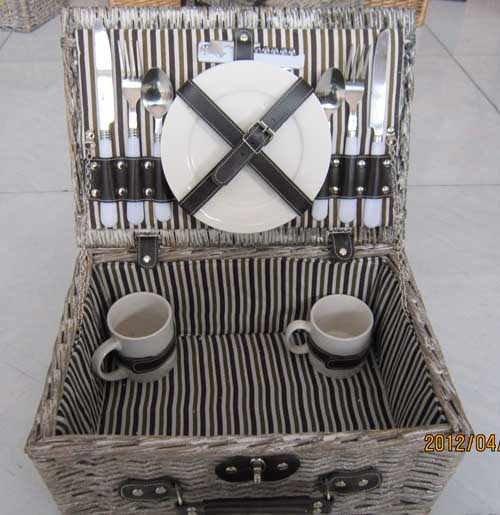 Picnic basket  49