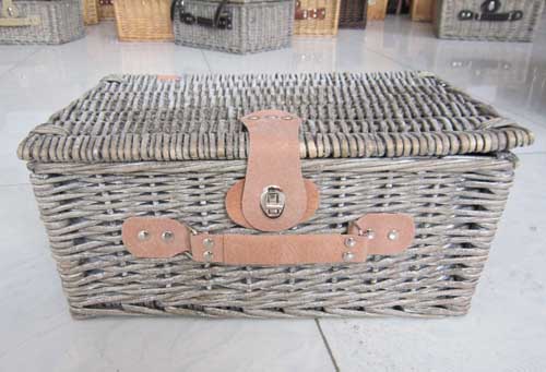 Picnic basket  50