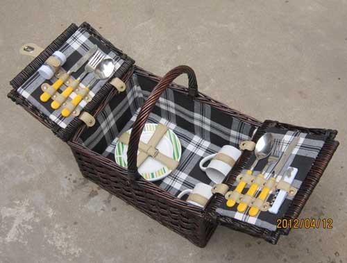 Picnic basket  55