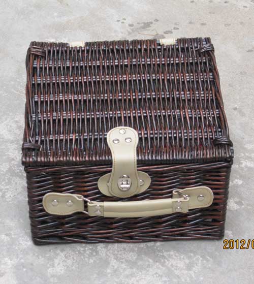 Picnic basket  56