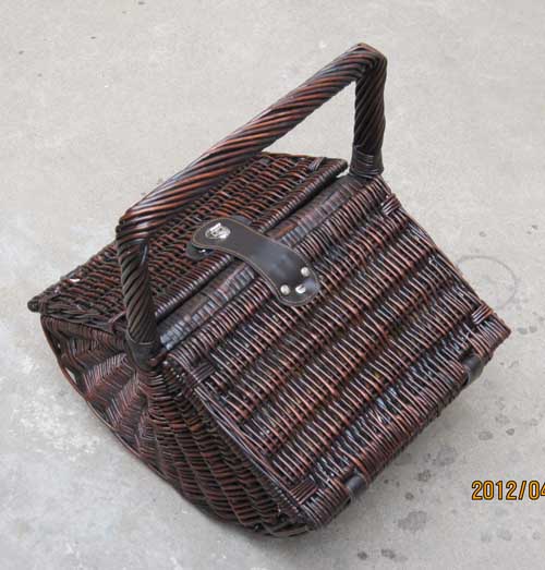 Picnic basket  61