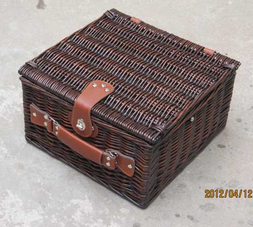 Picnic basket  63