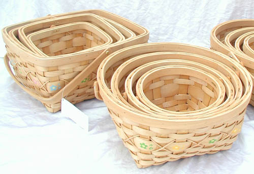 Wood chip basket  12